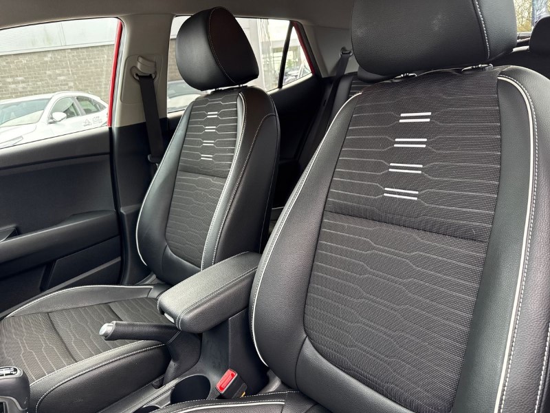 Used Kia Stonic 2024 for sale - 78190439: Photo 32