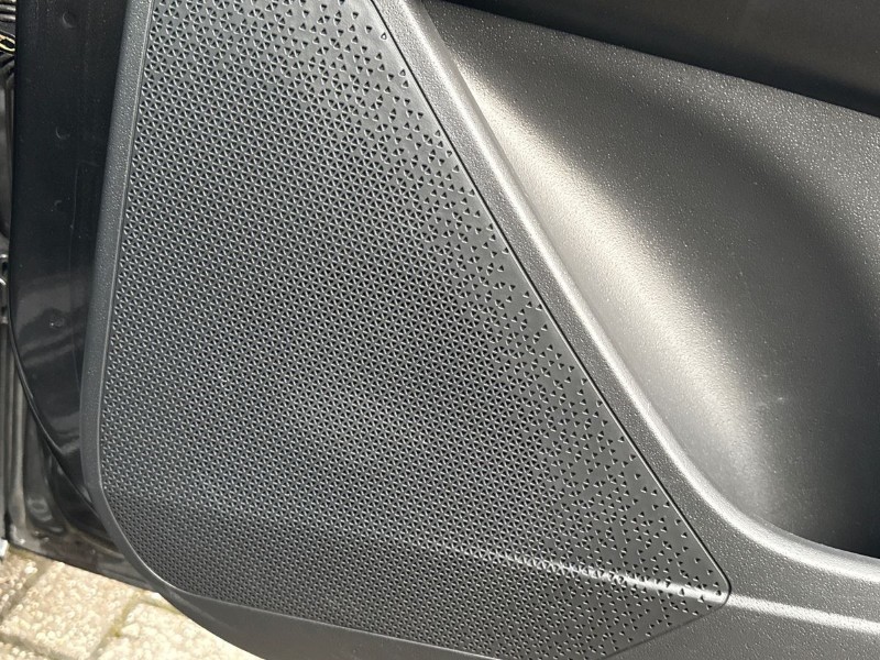 Used Kia Niro 2023 for sale - 76982165: Photo 12