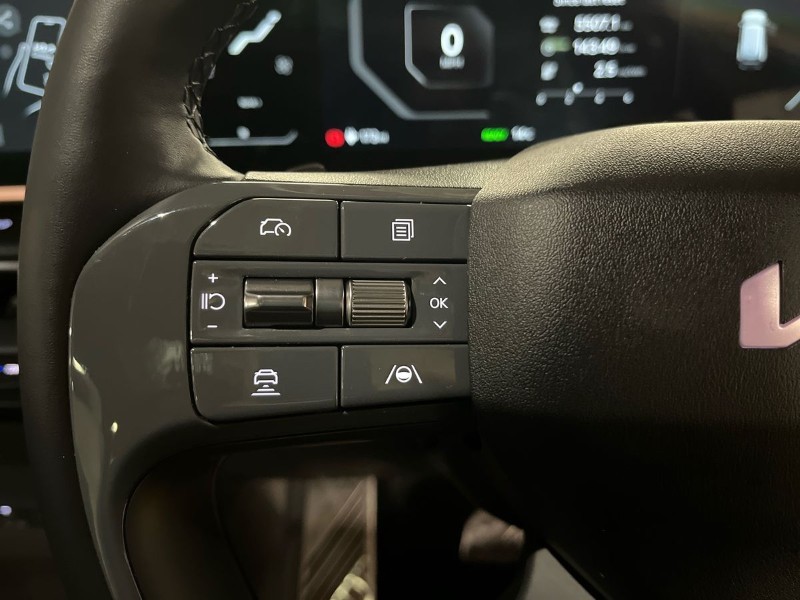 Used Kia EV9 2025 for sale - 76980921: Photo 19