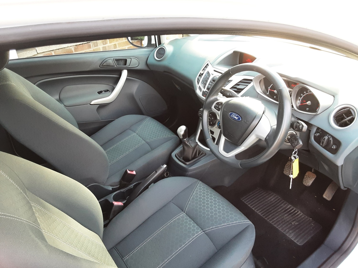 Used Ford Fiesta 2011 for sale - 75864462: Photo 12