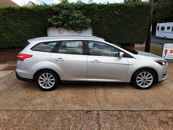 Used Ford Focus 2015 for sale - 75748779: Photo