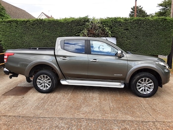Used Mitsubishi L200 2017 for sale - 75076097: Photo