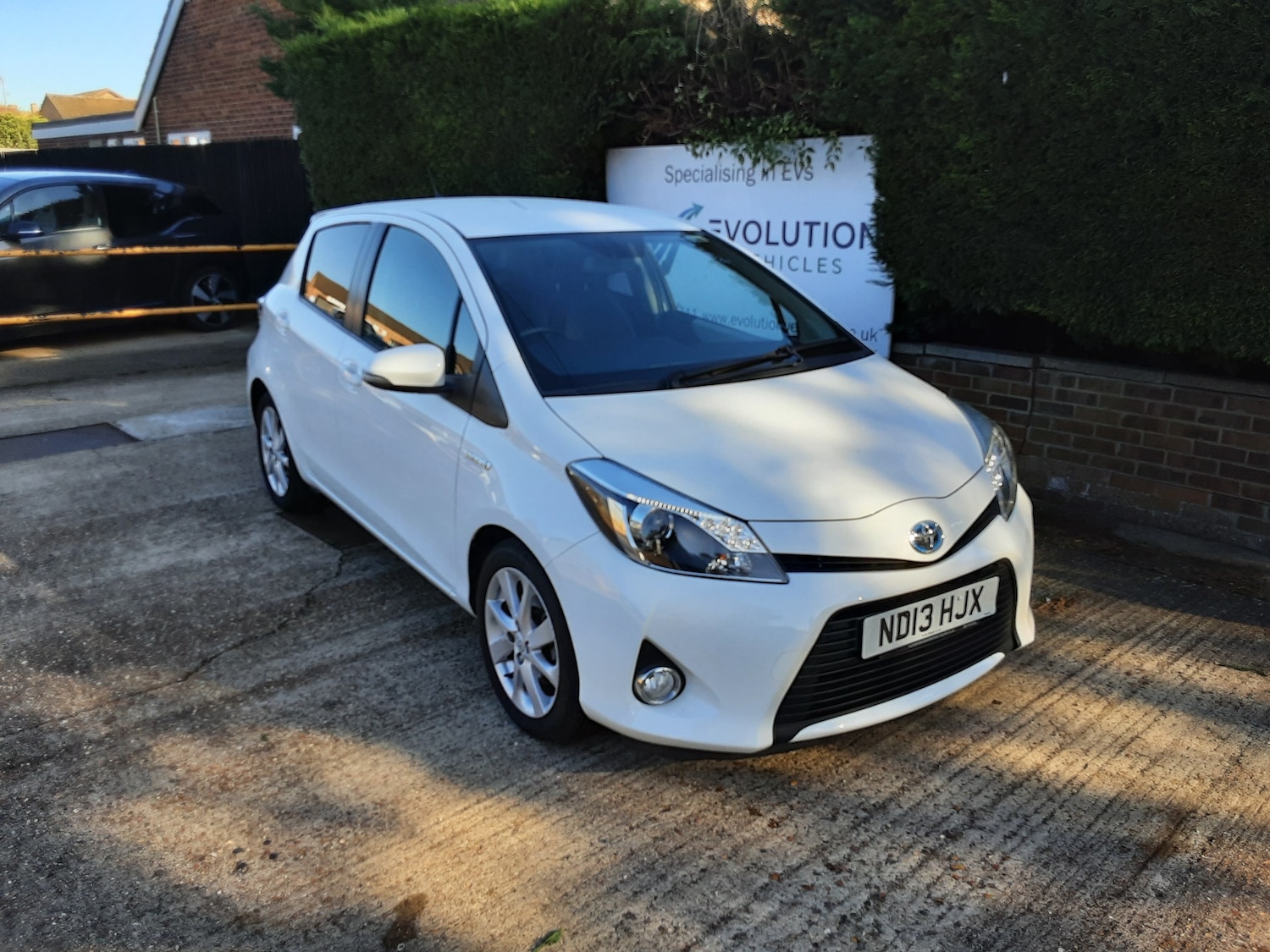 Used Toyota Yaris 2013 for sale - 76340401: Photo 1