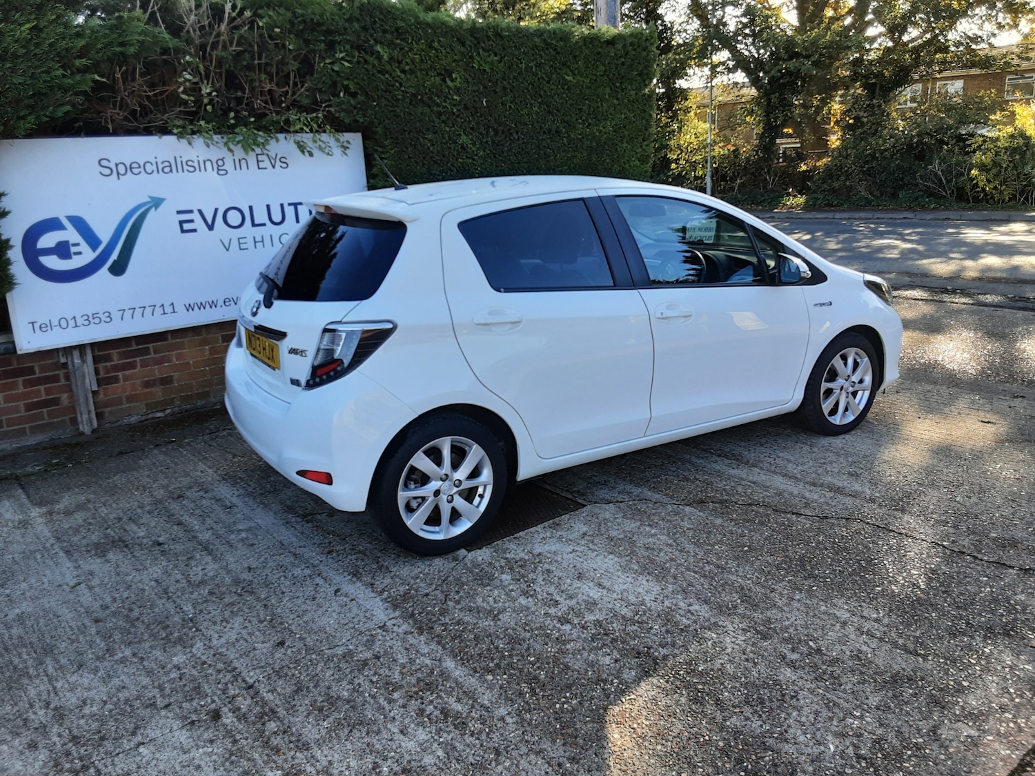 Used Toyota Yaris 2013 for sale - 76340401: Photo 6