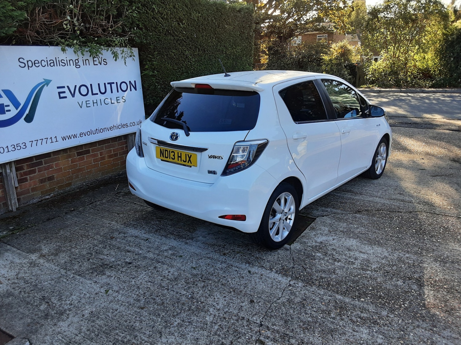 Used Toyota Yaris 2013 for sale - 76340401: Photo 7