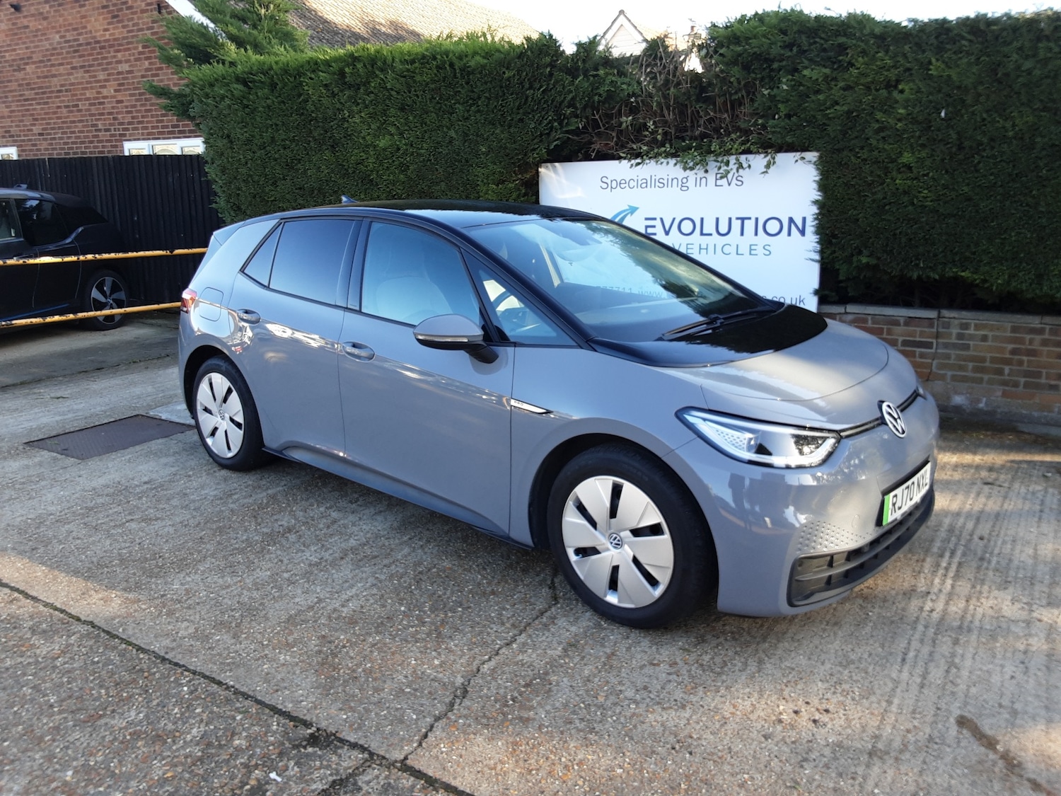 Used Volkswagen ID.3 2020 for sale - 76362720: Photo 2