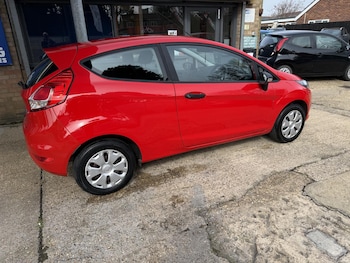 Used Ford Fiesta 2015 for sale - 78442773: Photo