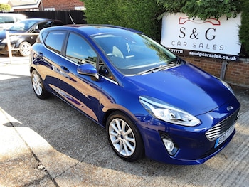 Used Ford Fiesta 2017 for sale - 75752472: Photo