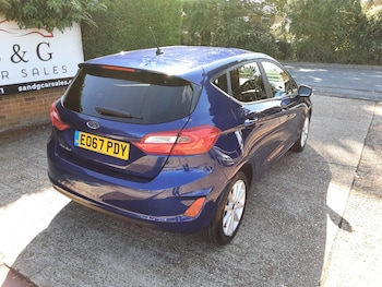 Used Ford Fiesta 2017 for sale - 75752472: Photo