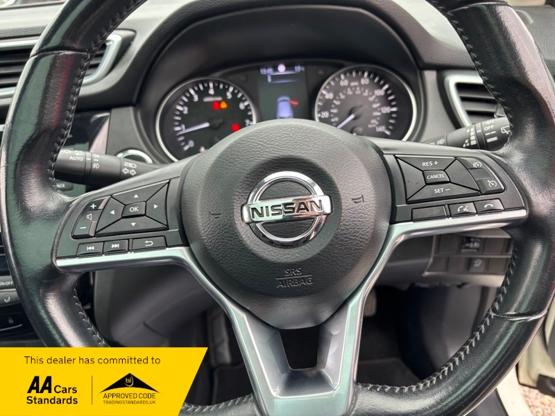 Used Nissan Qashqai 2017 for sale - 76334132: Photo 11