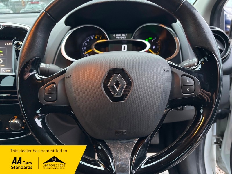 Used Renault Clio 2014 for sale - 76712233: Photo 11