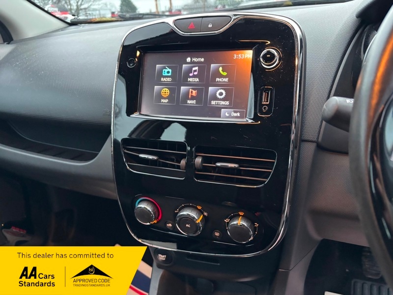 Used Renault Clio 2014 for sale - 76712233: Photo 12