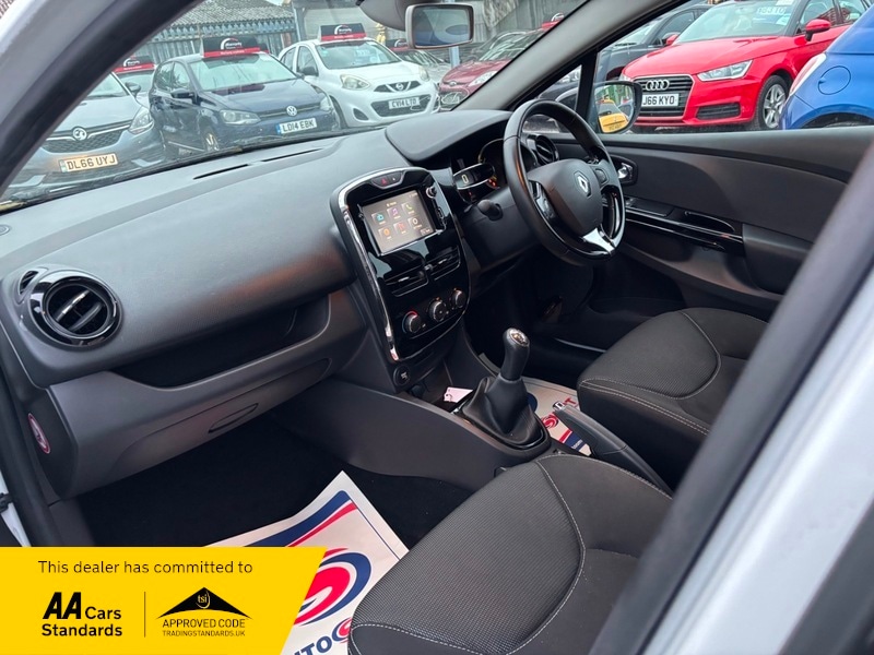 Used Renault Clio 2014 for sale - 76712233: Photo 13