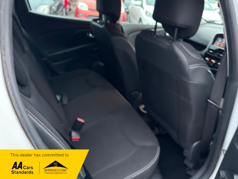 Used Renault Clio 2014 for sale - 76712233: Photo 17