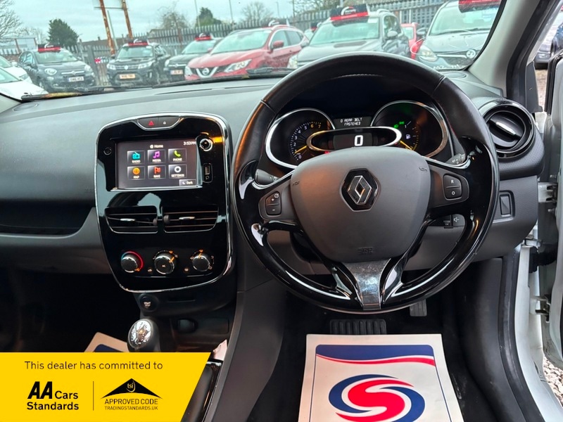 Used Renault Clio 2014 for sale - 76712233: Photo 3