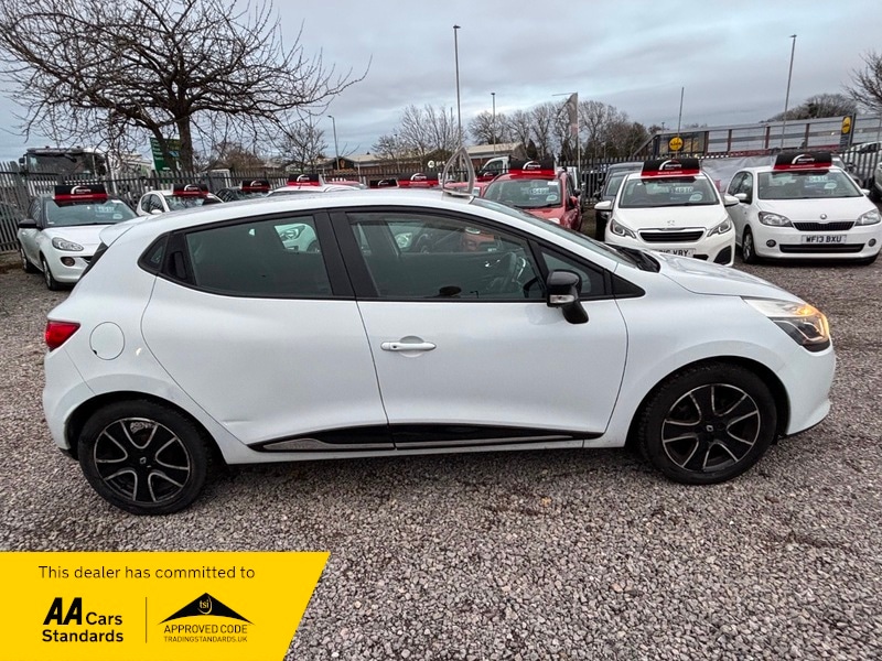 Used Renault Clio 2014 for sale - 76712233: Photo 8
