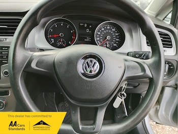 Used Volkswagen Golf 2013 for sale - 79531079: Photo
