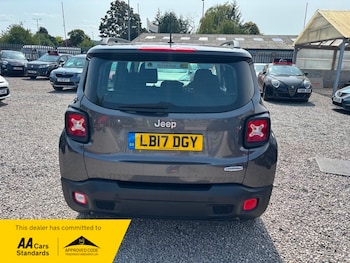 Used Jeep Renegade 2017 for sale - 75503608: Photo