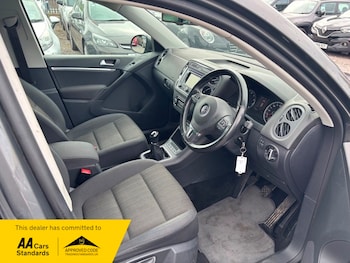 Used Volkswagen Tiguan 2012 for sale - 75728111: Photo