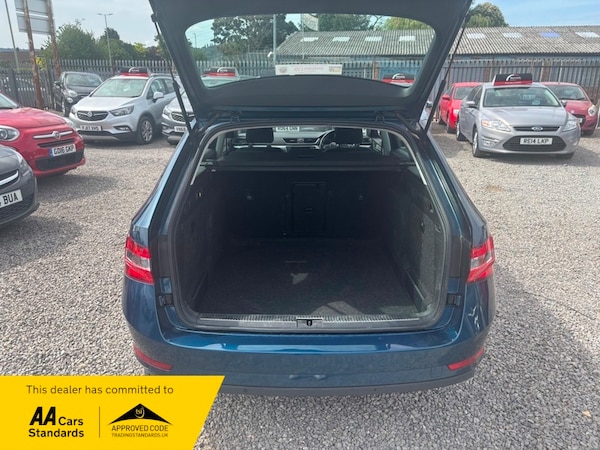 Used Skoda Superb 2015 for sale - 75149080: Photo 16