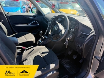 Used Vauxhall Zafira 2017 for sale - 78444124: Photo