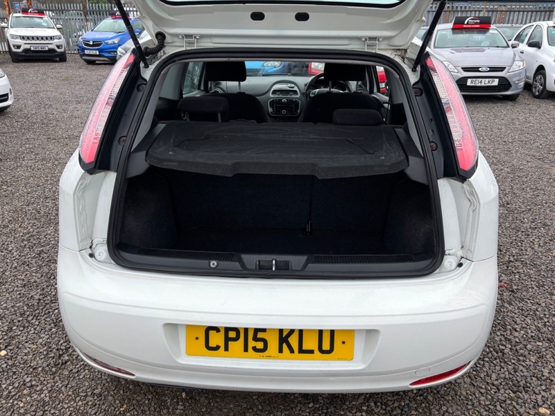 Used Fiat Punto 2015 for sale - 77622139: Photo 14