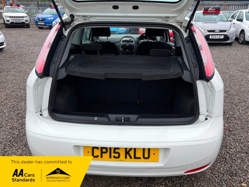 Used Fiat Punto 2015 for sale - 77622139: Photo 16