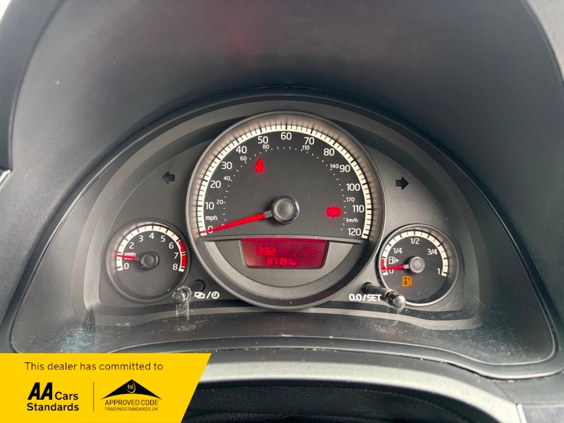 Used Volkswagen up! 2014 for sale - 76280575: Photo 11