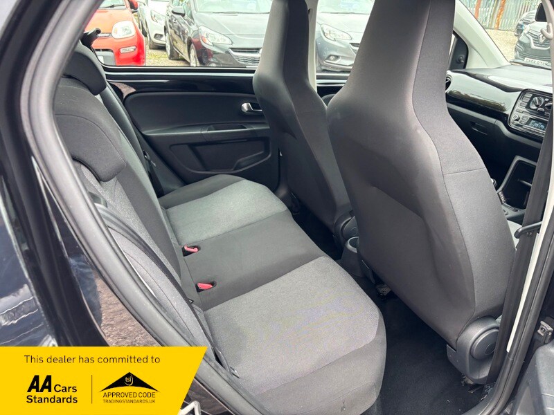 Used Volkswagen up! 2014 for sale - 76280575: Photo 17