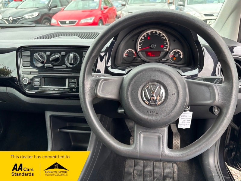 Used Volkswagen up! 2014 for sale - 76280575: Photo 3