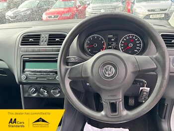 Used Volkswagen Polo 2011 for sale - 75911841: Photo