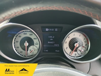 Used Mercedes-Benz SLK 2012 for sale - 79507260: Photo
