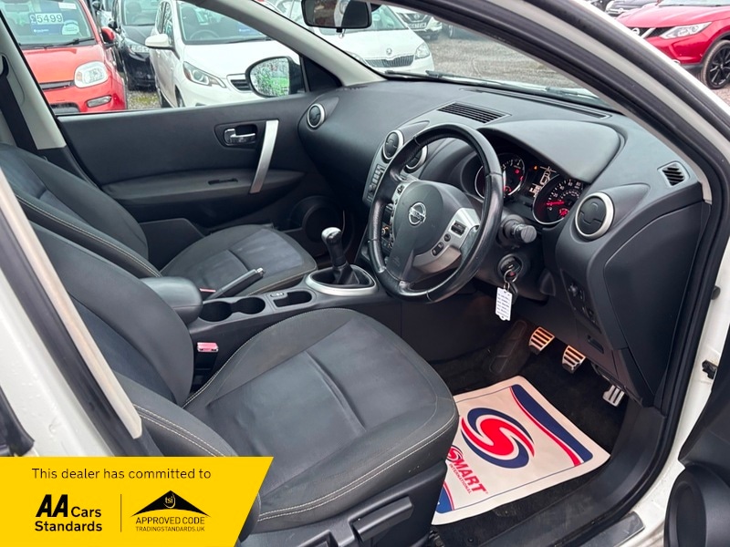 Used Nissan Qashqai 2011 for sale - 76712237: Photo 2