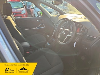 Used Vauxhall Zafira 2015 for sale - 76712219: Photo