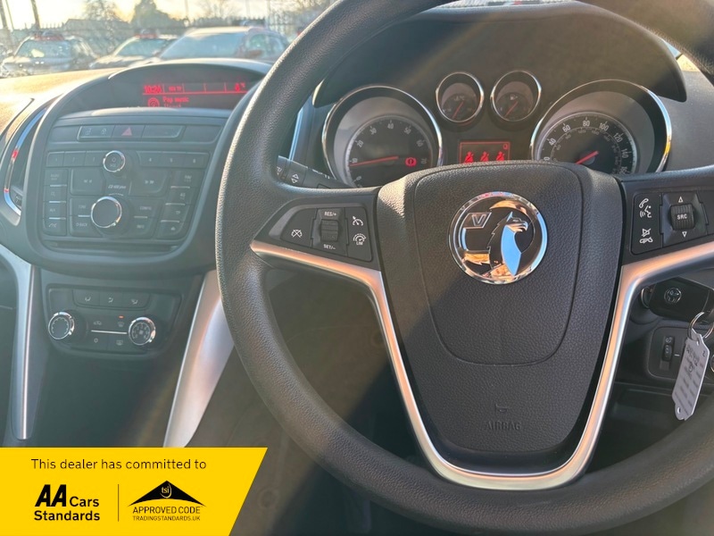 Used Vauxhall Zafira 2015 for sale - 76712219: Photo 3