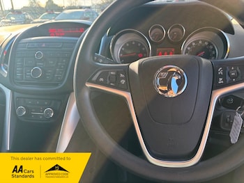 Used Vauxhall Zafira 2015 for sale - 76712219: Photo