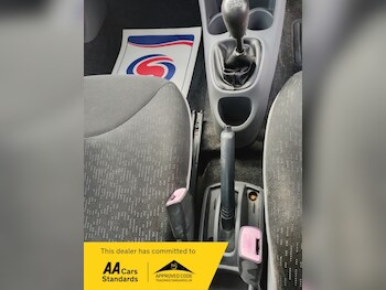 Used Peugeot 107 2010 for sale - 79563360: Photo