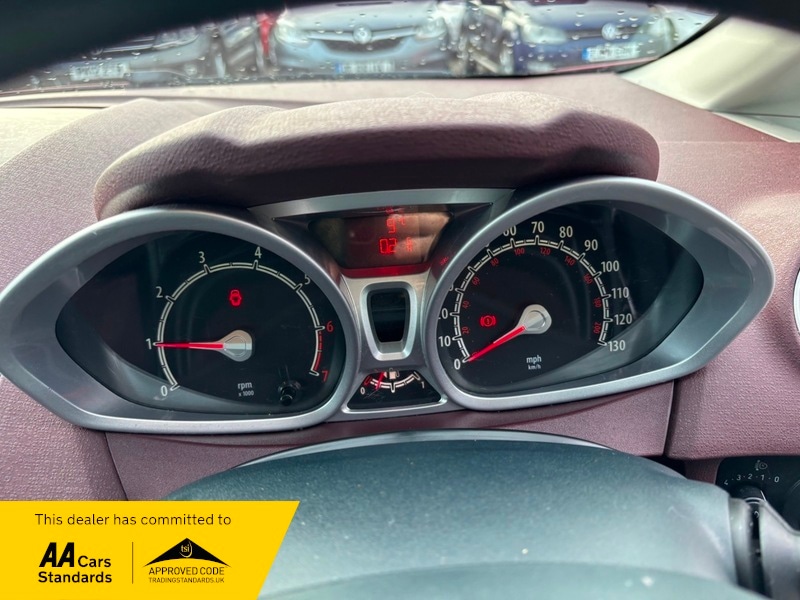 Used Ford Fiesta 2010 for sale - 76712238: Photo 12