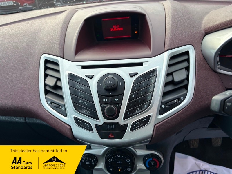 Used Ford Fiesta 2010 for sale - 76712238: Photo 13