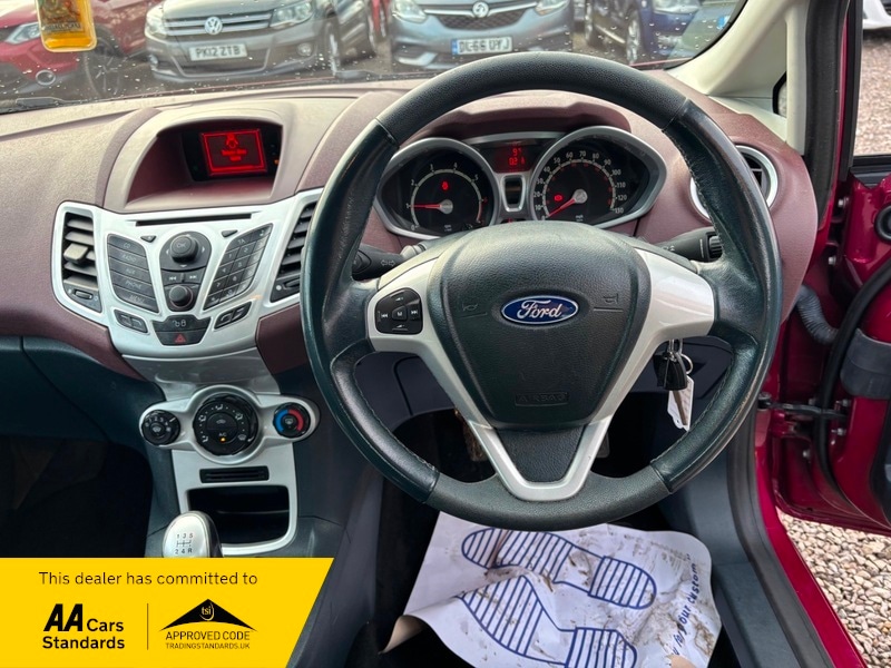 Used Ford Fiesta 2010 for sale - 76712238: Photo 3