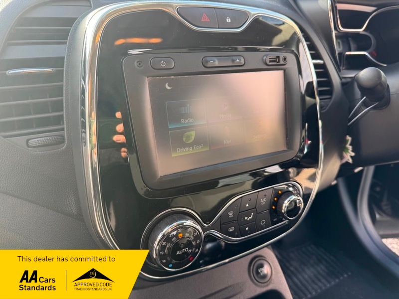 Used Renault Captur 2017 for sale - 76396692: Photo 22