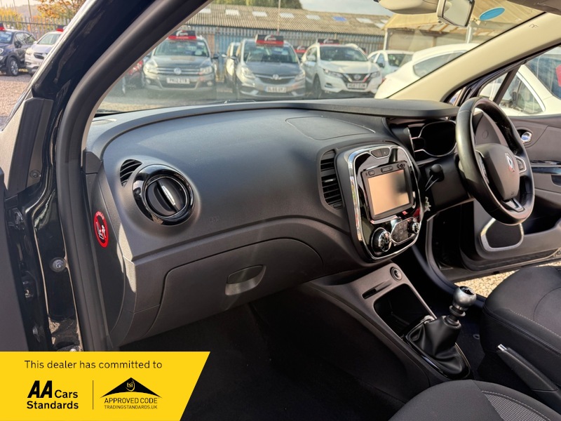 Used Renault Captur 2017 for sale - 76396692: Photo 23