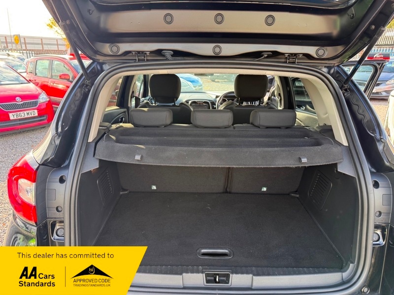 Used Renault Captur 2017 for sale - 76396692: Photo 4