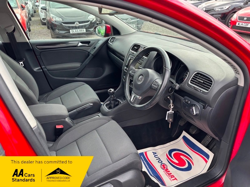 Used Volkswagen Golf 2011 for sale - 76304556: Photo 2