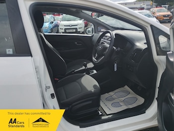 Used Kia Rio 2013 for sale - 79371323: Photo