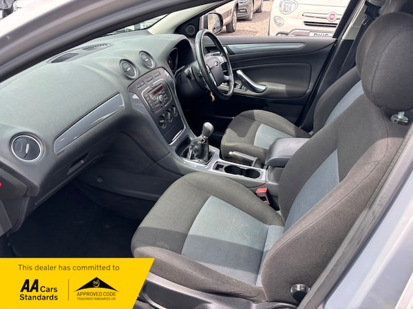Used Ford Mondeo 2014 for sale - 74806859: Photo 14