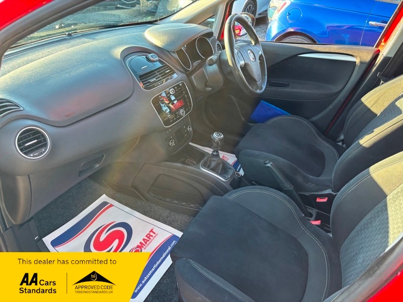 Used Fiat Punto 2017 for sale - 77213229: Photo 14