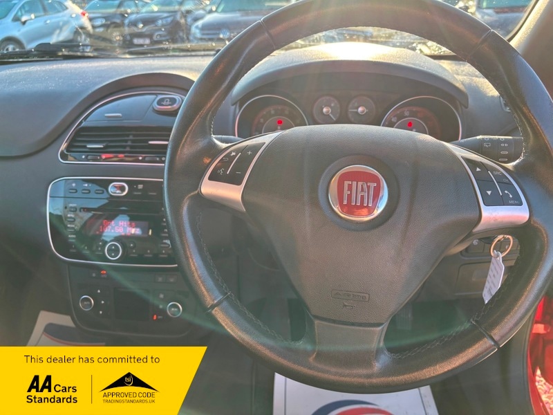 Used Fiat Punto 2017 for sale - 77213229: Photo 3