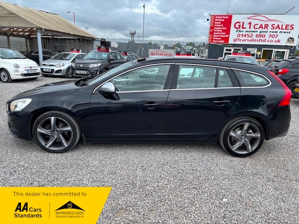 Used Volvo V60 2011 for sale - 74756943: Photo 5
