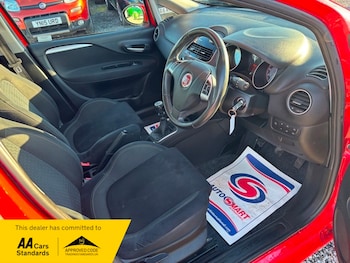 Used Fiat Punto 2017 for sale - 76798964: Photo